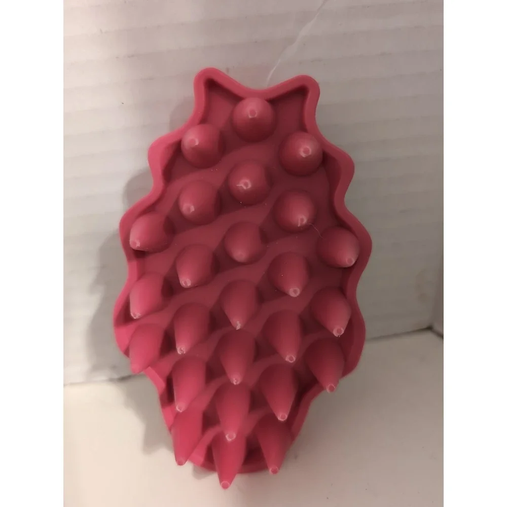 KONG ZoomGroom Multi-Use Gentle Rubber Dog Grooming Brush- Large 4.75